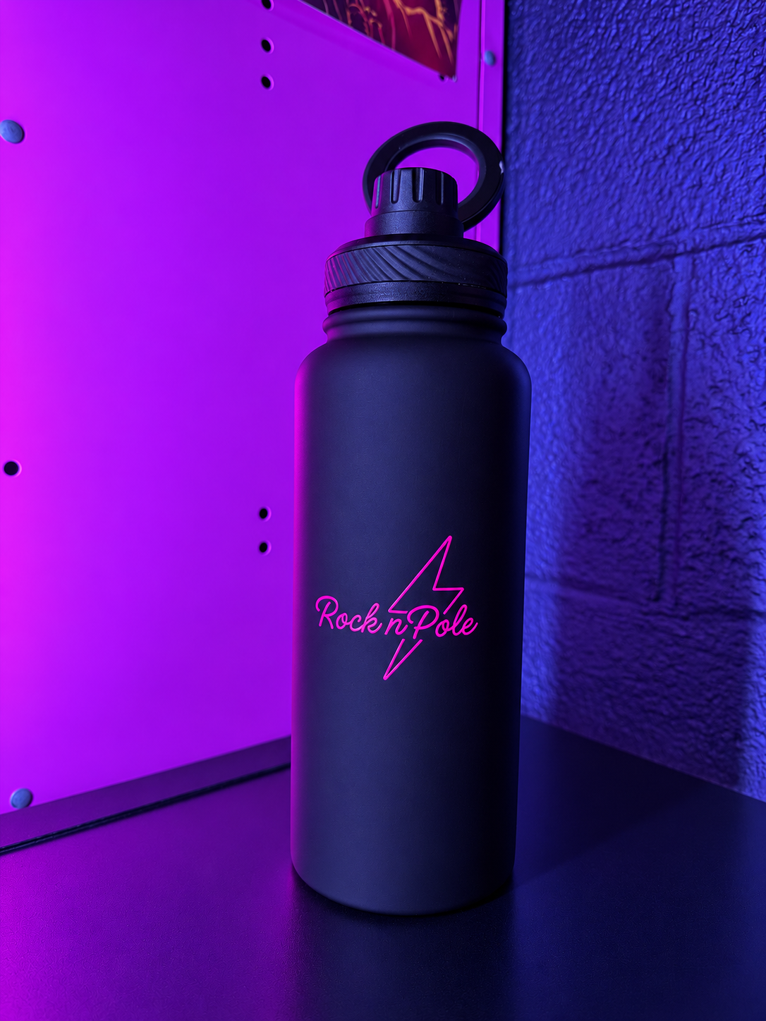 32oz Magnetic Water Bottle