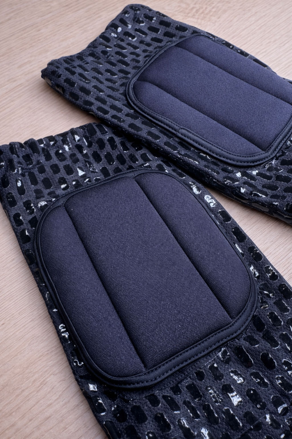 Grippy Pole Dancer Knee Pads